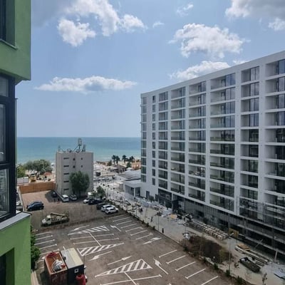 Alquiler de cómodos apartamentos de 1 habitación, 36 m², Mamaia, Constanza, Rumanía